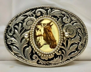 horse bust head picture as center piece of western silver color belt buckle - Picture 1 of 2