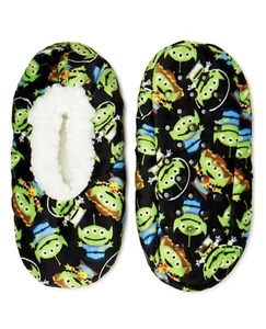 NWT Boys Toy Story Fuzzy Babba Slipper Socks S/M Shoe Size 8-13 - Picture 1 of 1