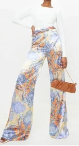 📚Pretty Little Thing • NWT Multi Paisley Printed Satin Ruched Waist Wide Leg Tr - Picture 1 of 7