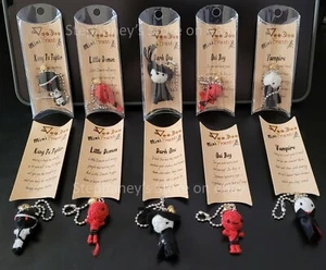 Muñeca vudú mini dijes amuletos: Dark One, Demon, Oui Boy, Vampire, Luchador - Imagen 1 de 8