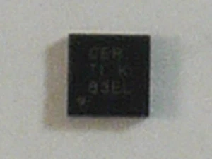 10x NEW Power IC TPS61202DSCR QFN 10pin Chipset TPS 61202 DSCR Part Mark CER - Afbeelding 1 van 4