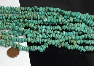 Pepitas Howlite color verde claro forma libre 15,5"/5 mm-8 mm (b171-w1) - Imagen 1 de 1