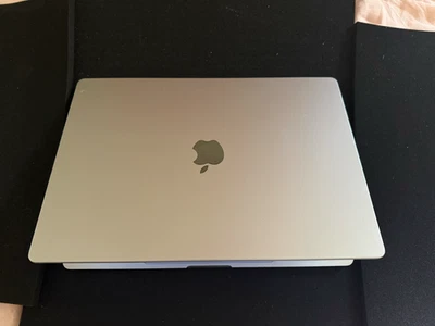 MacBook Pro 16" (2021) – M1 Max, 64GB RAM, 1TB SSD, 32-Core GPU – UK Keyboard - Image 1 of 4