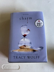 Charm tracy wolff Hardcover Target, First Edition - Foto 1 di 4