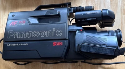 Panasonic AF X8 CCD OmniMovie VHS HQ Camcorder. (Tested - In Working Condition) - Image 1 of 4
