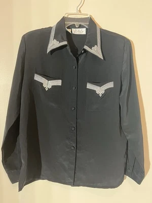 Blusa negra Kathy Che de colección para mujer 10 bordada ribete plateado abotonada Foto 1 de 4