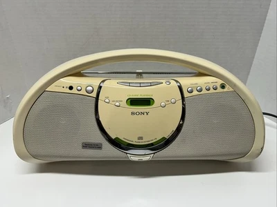 老式索尼 Boombox ZS-Y3 收音机 CD-R/RW - 用于零件或维修(不会读取 CD) — 第 1/3 张图片