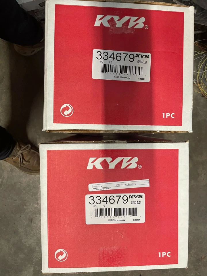 Передняя стойка подвески Excel-G KYB 334679 подходит для 02–06 Saab 9–5 - Изображение 1 из 1