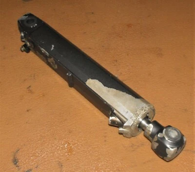 Conjunto de cilindro de ajuste eléctrico OMC Cobra PN 0984466 para 1988-1993 Foto 1 de 2