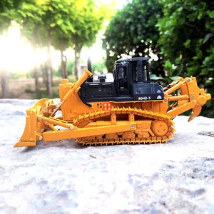 1/43 Shantui SD42-3 Bulldozer Diecast Model - Picture 1 of 9