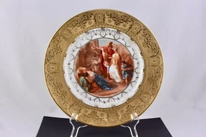 ROYAL CHINA HAND DECORATED 22 KARAT GOLD DINNER PLATE #2 - Picture 1 of 6