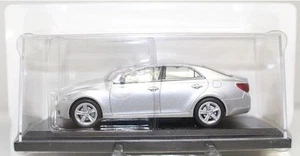 1/43 Domestic Car Collection: Toyota Mark X (2010) - Picture 1 of 3