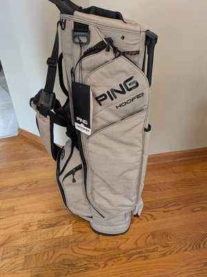 Bolsa de Transporte Ping Hoofer Soporte Arena/Tostado 2026 TOTALMENTE NUEVA PRECIO DE VENTA SUGERIDO POR EL FABRICANTE $290 Foto 1 de 4