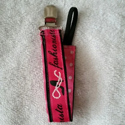 Soporte chupete/pacificador bebé con clip de metal/fashionista Foto 1 de 4