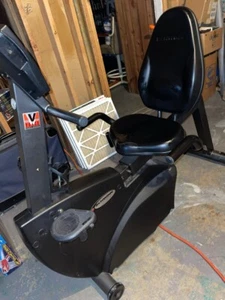 Schwinn 217p exercise bike w/ adjustable seat - Picture 1 of 5