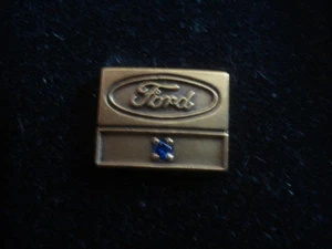 VINTAGE FORD MOTOR COMPANY 5-YEAR ANNIVERSARY LAPEL PIN - 1 SAPPHIRE - Picture 1 of 2