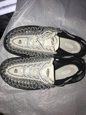 Keen анатомическая стелька размер 9,5 серый и черный веревки - Изображение 1 из 4