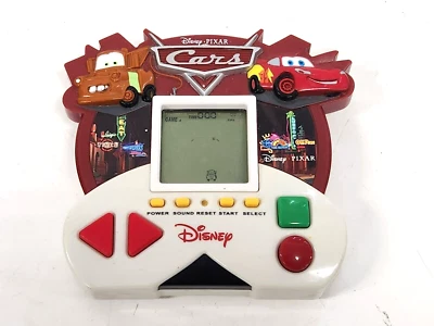 Videojuego electrónico LCD portátil Zizzle Walt Disney Pixar Cars 2007 funcionando Foto 1 de 3