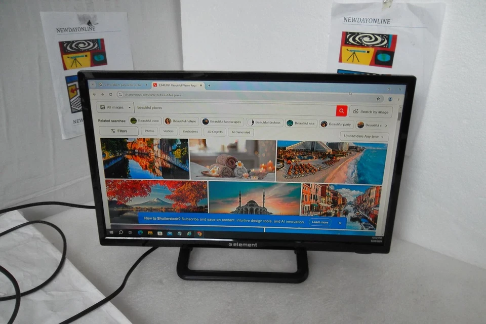 Element ELEFW248  24" 720p HDTV Digital Turner LED VGA HDMI RCA 16:9 Component - Image 1 of 4