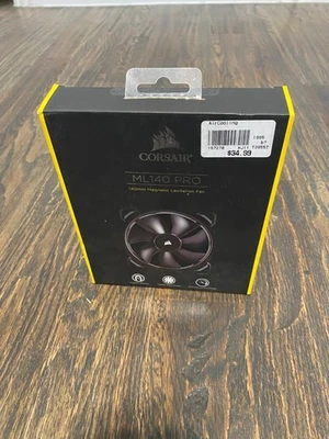 Corsair ML140 PRO CO-9050045-WW 140mm 140mm Premium Magnetic Levitation PWM Fan - Image 1 of 2