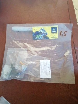 1/4 DEAGOSTINI Costruire Il Yamaha YZR-M1 Valentino Rossi Moto Parte Numero 45 - Immagine 1 di 2