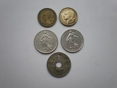 Vintage French Coins - 1927 to 1960 - Lot of 5  - Circulated - Image 1 of 2