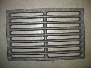 GRIGLIA GHISA PER STUFE FOCOLARE 205X310 mm PESO 3KG - Foto 1 di 1