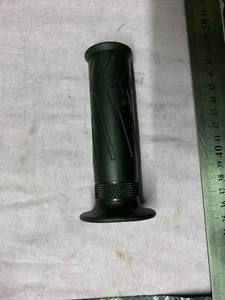 Lenkergriffe  Yamaha    n 7r6 Y-195 - Bild 1 von 3
