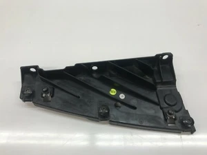 LAMBORGHINI HURACAN LP580 FRONT RIGHT PASSENGER BRACKET OEM 4T0807130A - Bild 1 von 4