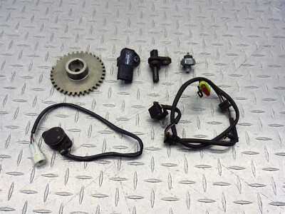 2011 11 Victory Cross Roads OEM Sensor Lot Neutral Oil Pulser MAP MAF Tested - Image 1 of 4