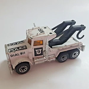 Matchbox 1981 Peterbilt Police Tow Truck M9 Wrecker White Made in Macau Vintage - Picture 1 of 6