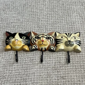 Vintage Three Cat Coats Hanger Wall Hanger Painted Wood  - Picture 1 of 6