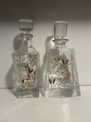 Lote de 2 Jarra para Whisky con Patrón Floral 11"H, Cristalería Calidad Premium Foto 1 de 4