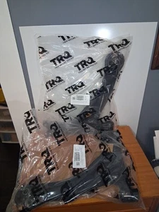 TRQ Front Suspension Lower Control Arm LH & RH Pair of 2 for 04-09 Toyota Prius - Picture 1 of 5