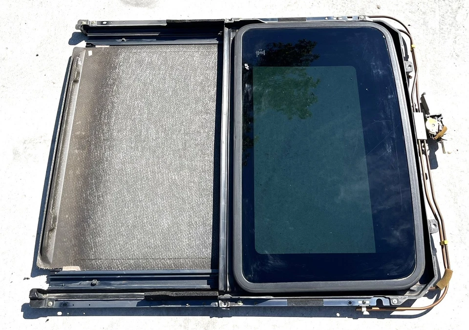1996-2002 OEM Toyota 4Runner sun moon roof glass window shade sunroof COMPLETE - Image 1 of 4