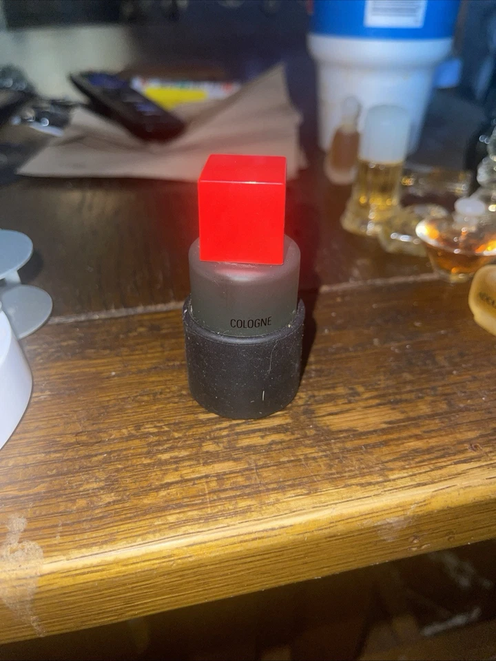 Liz Claiborne Hombre Vintage Eau de Cologne (.5oz/15ml) Raro Splash Mini *NUEVO* Foto 1 de 1