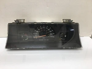 84-89 TOYOTA 4RUNNER PICKUP TRUCK 4x4 MT 22RE OEM SPEEDOMETER CLUSTER - Picture 1 of 5
