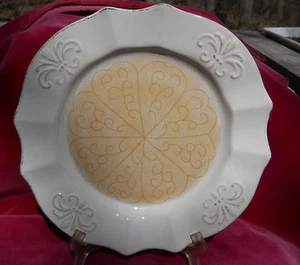 GOURMET EXPRESSIONS CANDIRIA DINNER PLATE S CREAM TAN SCROLL STONEWARE - Picture 1 of 2