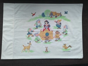 Vintage 1967 Walt Disney Snow White & the Seven Dwarfs Standard Pillow Case - Picture 1 of 19