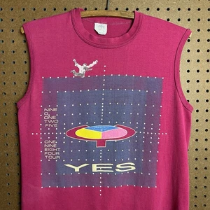Vintage YES Band Shirt Mens Medium Pink 80s 1980s Music Tour Concert 90125 Rock - Picture 1 of 7