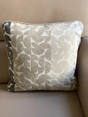 Bundle (2)  2 NEW handmade Scion Abstract cushion covers - 18"x18"/45cmx45cm - Image 1 of 4