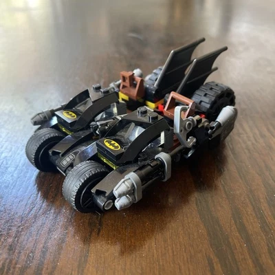 LEGO DC Heroes #76118: Batcycle Battle ONLY | Sold As Featured | Free Shipping!! - Image 1 of 4