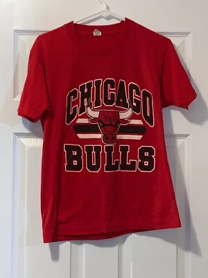 CAMISETA VINTAGE NIÑOS CHICAGO BULLS TALLA M PECHO 18" LARGO 24" HECHA EN EE. UU. Foto 1 de 3
