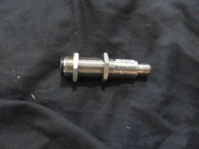 1pc for new Pepperl+Fuchs sensor VT18-8-400-M-LAS-40A-118-128 - Image 1 of 3
