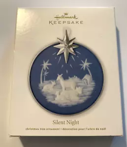 2012 HALLMARK KEEPSAKE ORNAMENT SILENT NIGHT PORCELAIN & METAL ORNAMENT - Picture 1 of 8
