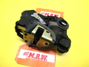DOOR LATCH LOCK RIGHT Passenger SIDE FRONT for SCION TC XA CAMRY SIENNA TOYOTA - Picture 1 of 24