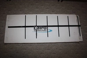 Laird Yagi 384-394 MHz 10,2 dB Mikrowellenantenne 6 Elemente - Bild 1 von 7