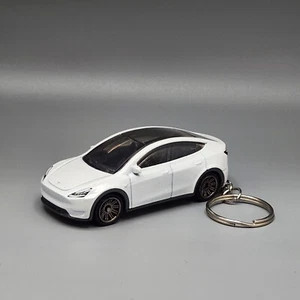 Fits 2020-2022 Tesla Model Y GREAT Gift 🎁 Custom Keychain 🎁  - Picture 1 of 5