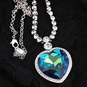 Titanic Love Heart of the Ocean Rose Blue rock crystal Women Necklace - Picture 1 of 5