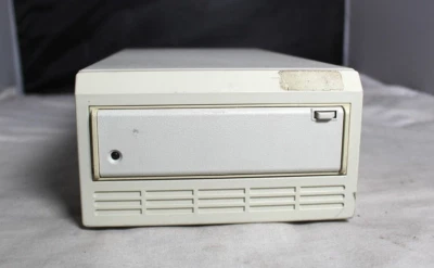 TandBerg Data Panther 2000SE Mini External SCSI Tape Drive - Image 1 of 4